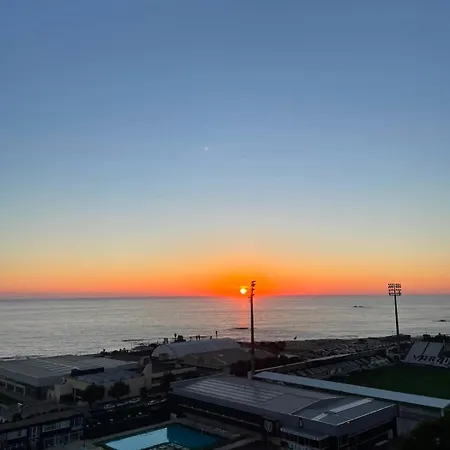 アパート Skyline Sea View ポボア・デ・バルジン